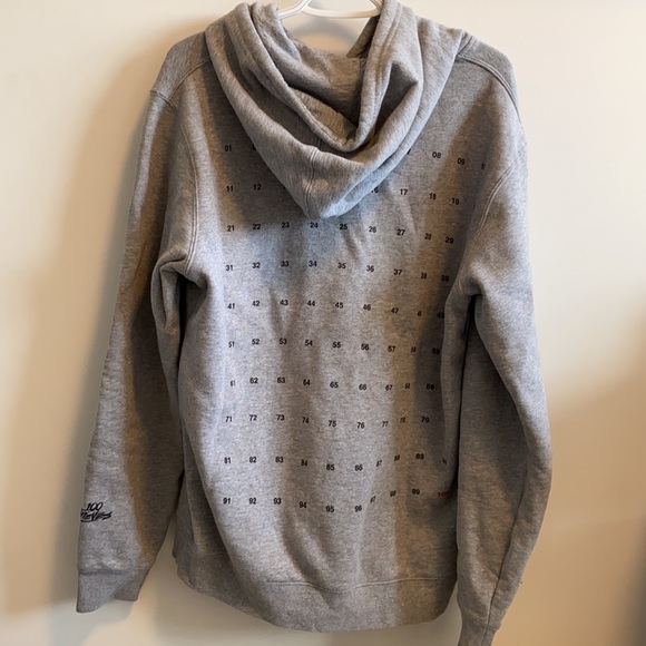 100 Thieves Hoodie - Picture 2 of 3